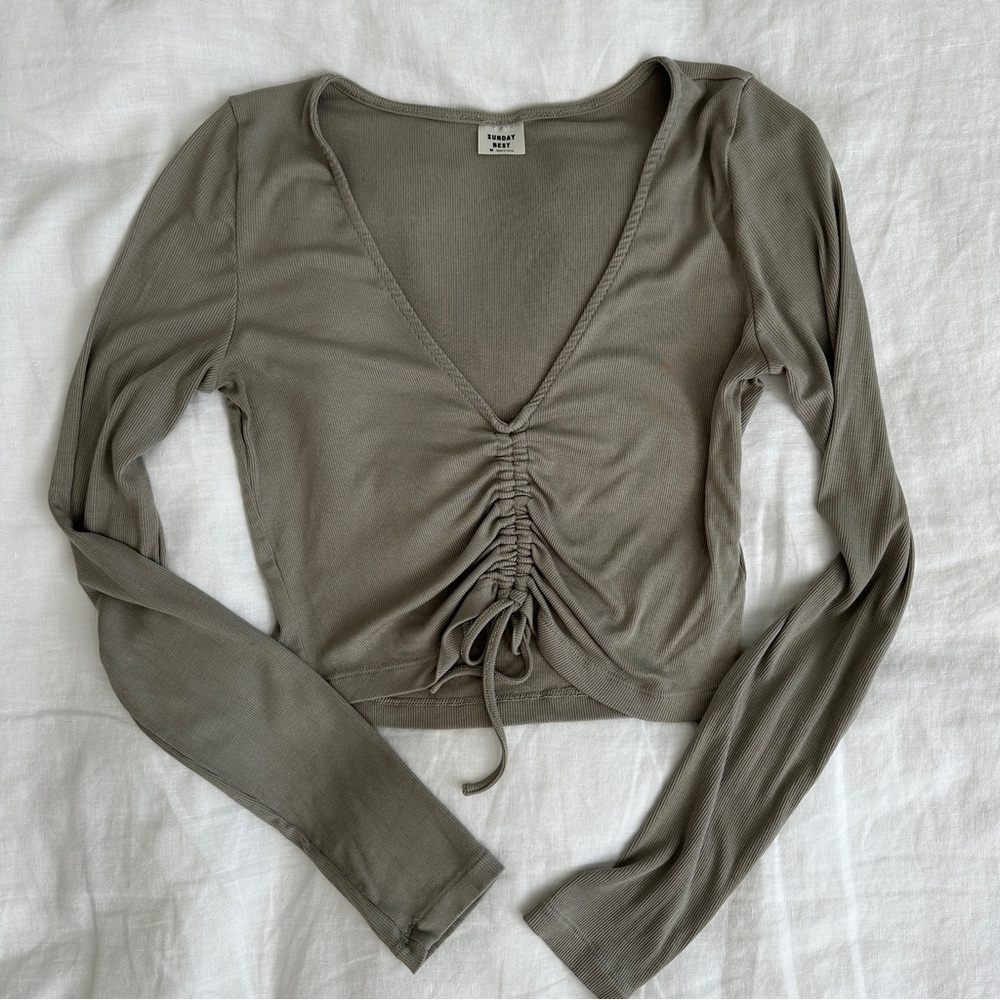 Aritzia Ruched V-Neck Long Sleeve Top